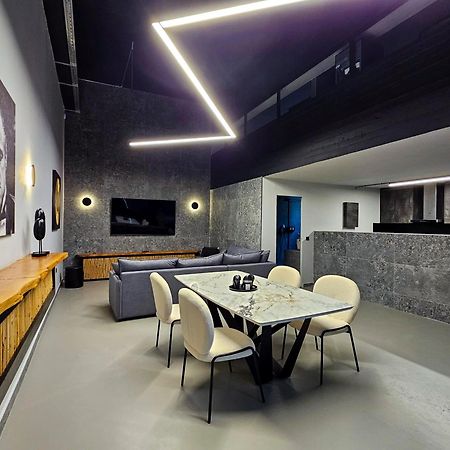Industrial Loft Apartment Trikala  Exterior photo